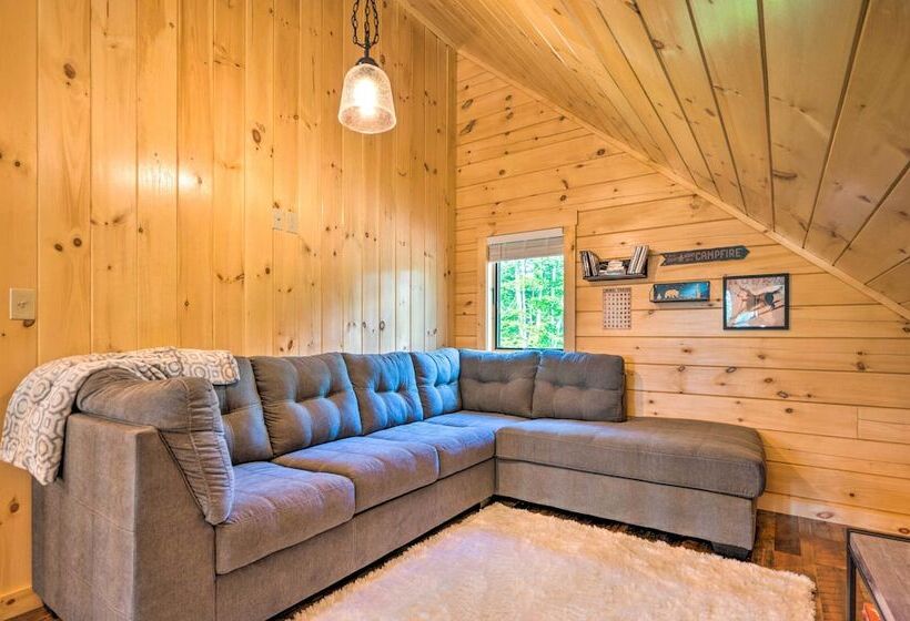 Peaceful North Haverhill Haven W/ Wood Fire Pit