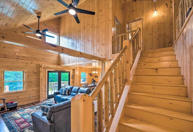 Peaceful North Haverhill Haven W/ Wood Fire Pit