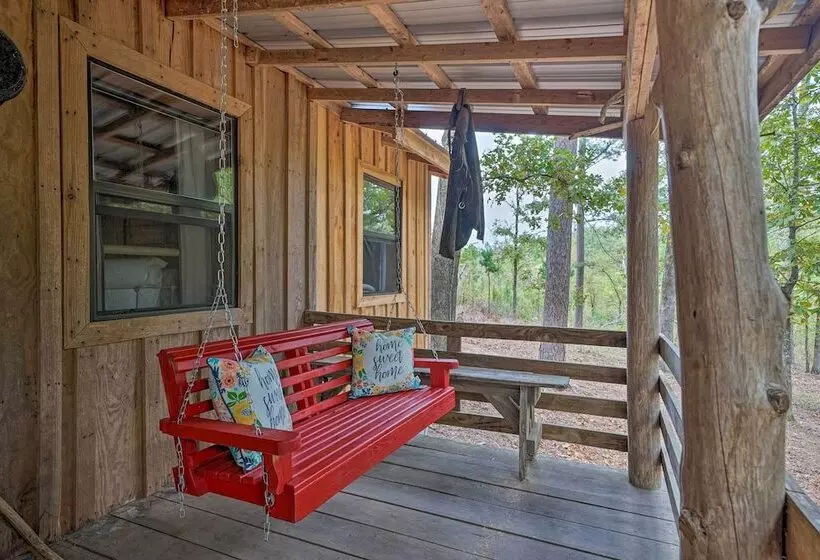 Wright City Cabin W/ Fire Pit + Forest Views!