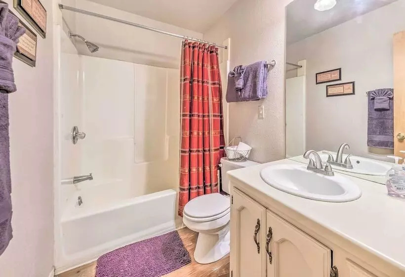 Dog Friendly Alto Escape W/ Hot Tub + Foosball!