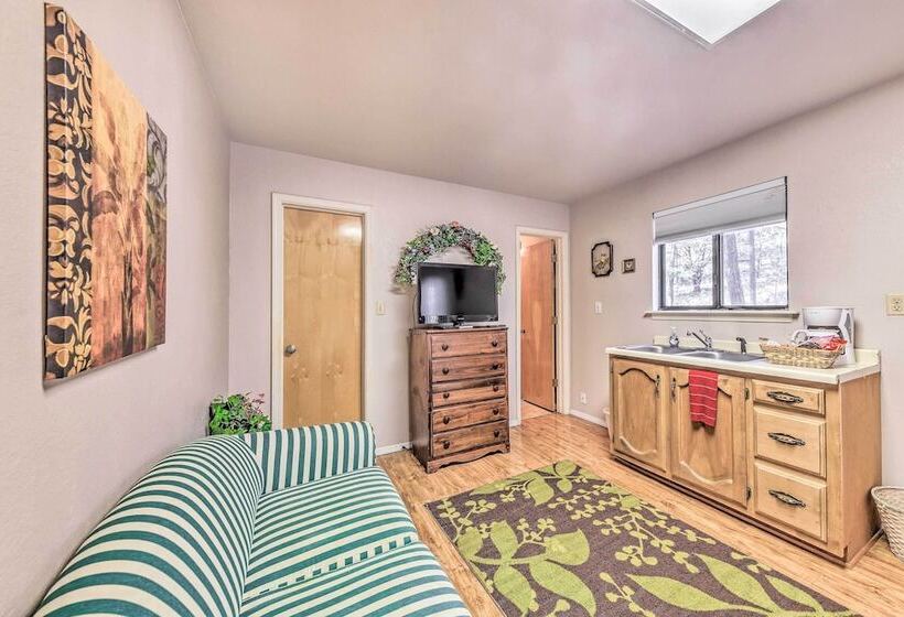 Dog Friendly Alto Escape W/ Hot Tub + Foosball!