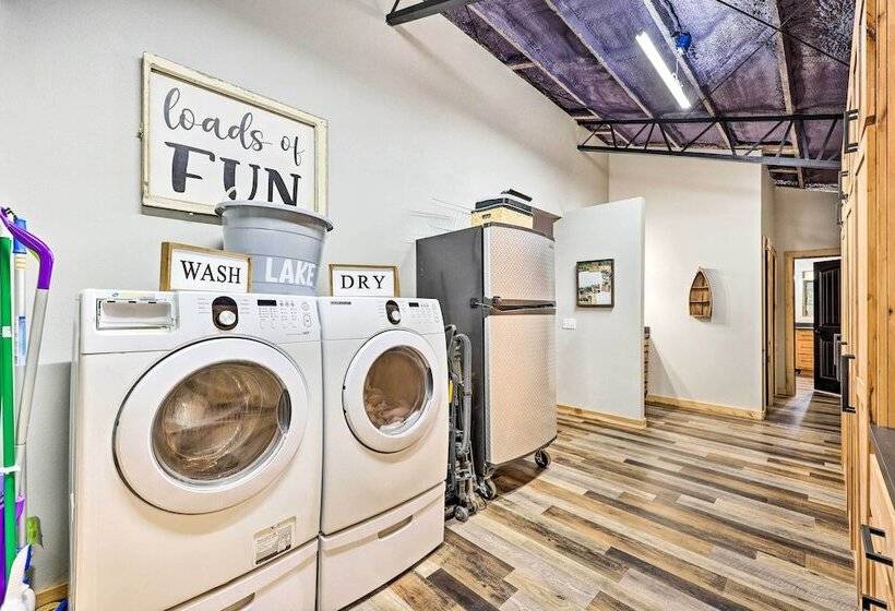 Beaver Lake Home On 3 Acres W/ Lake Access!