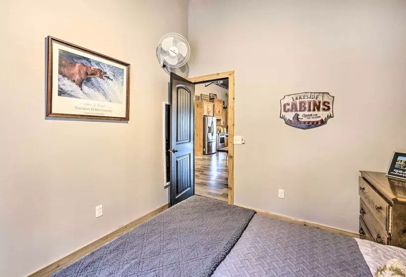 Beaver Lake Home On 3 Acres W/ Lake Access!