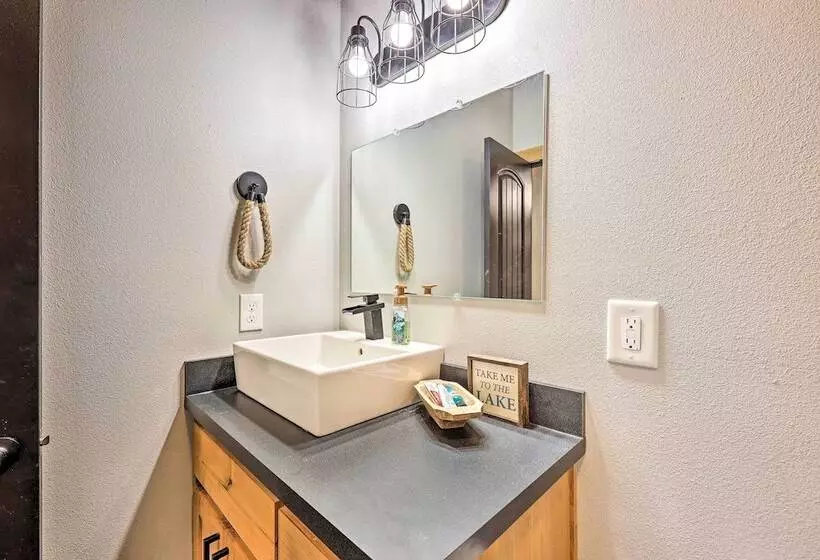 Beaver Lake Home On 3 Acres W/ Lake Access!