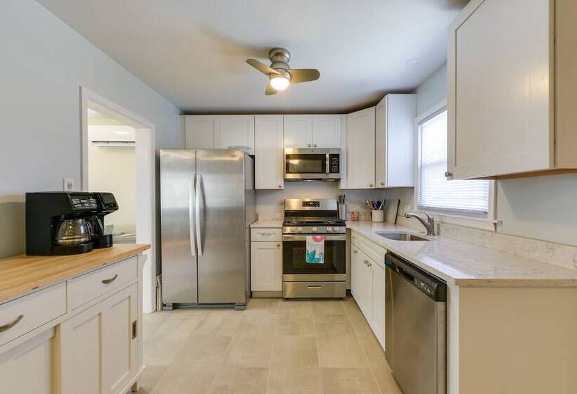 Brigantine Beach Home W/ Outdoor Shower & Grill!