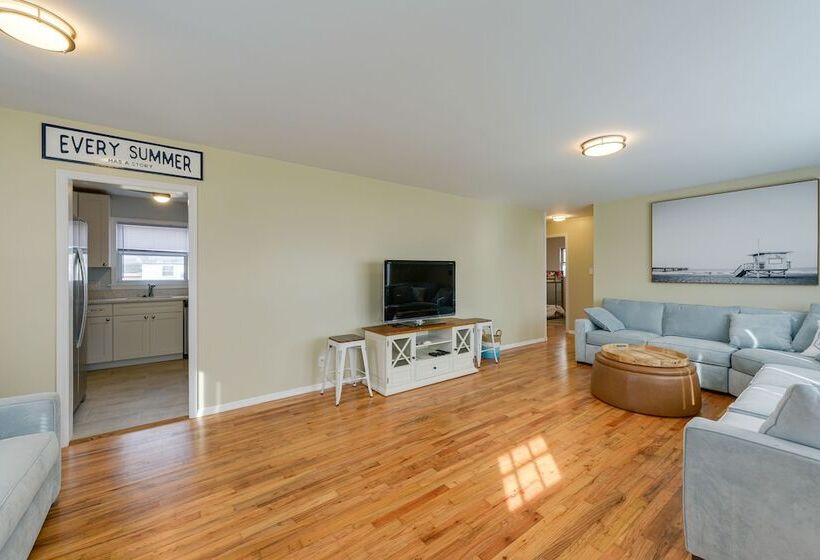 Brigantine Beach Home W/ Outdoor Shower & Grill!