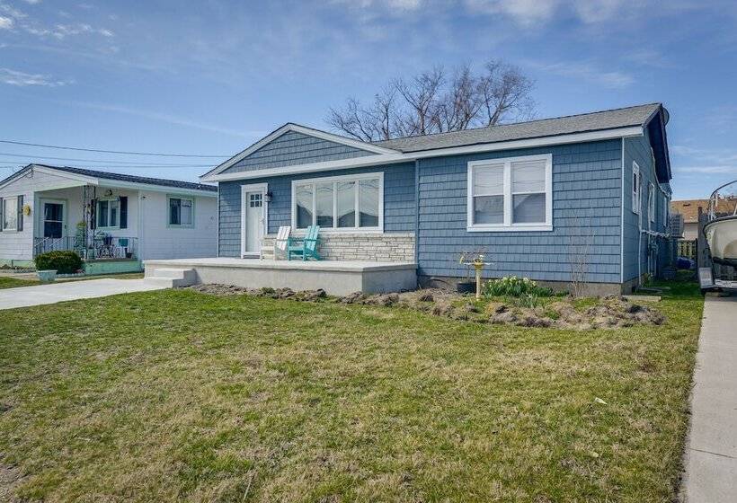 Brigantine Beach Home W/ Outdoor Shower & Grill!
