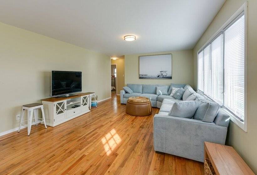 Brigantine Beach Home W/ Outdoor Shower & Grill!