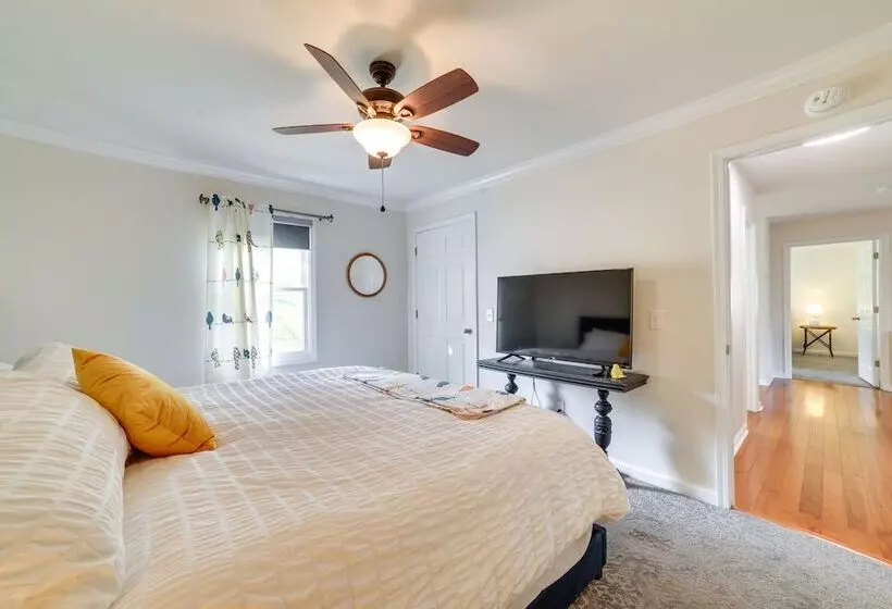 Cadiz Abode W/ Decks, Fire Pit, & Lake Access