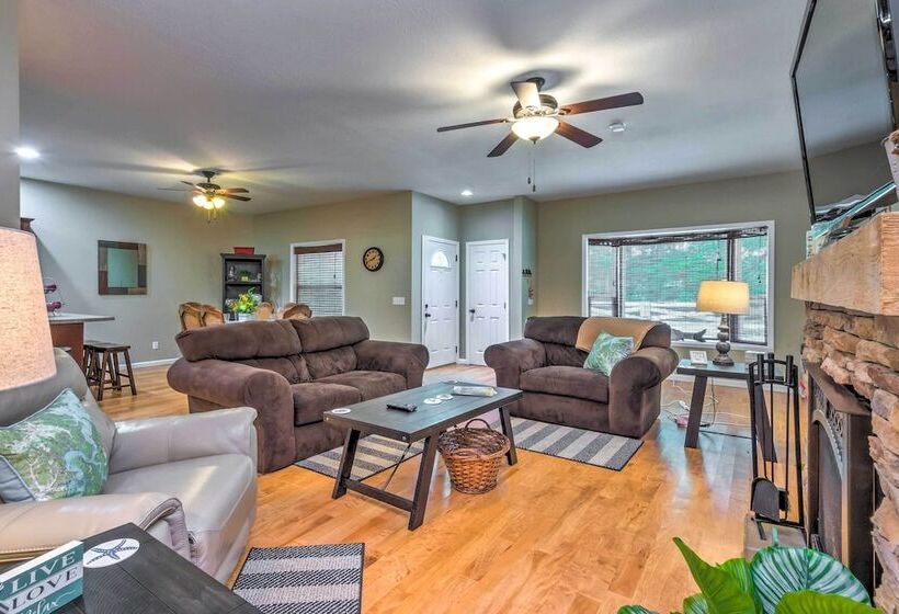 Country Cottage < 3 Mi To Dale Hollow Lake!