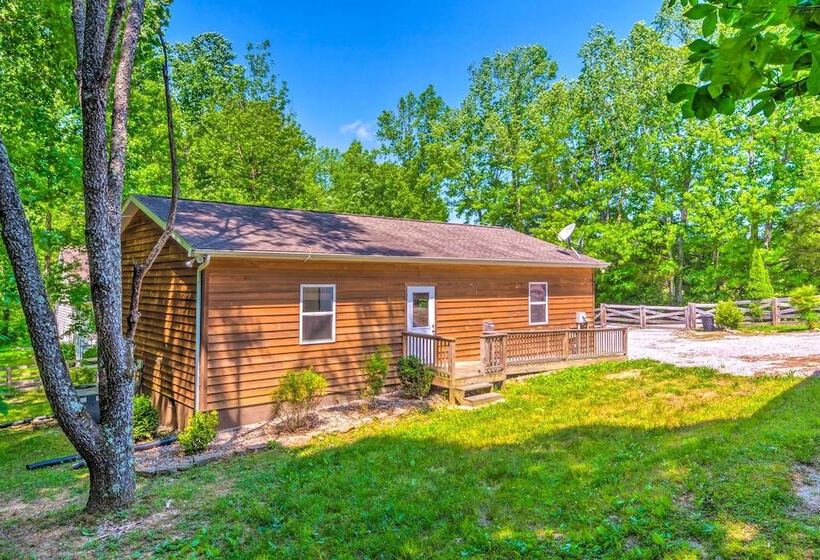 Country Cottage < 3 Mi To Dale Hollow Lake!