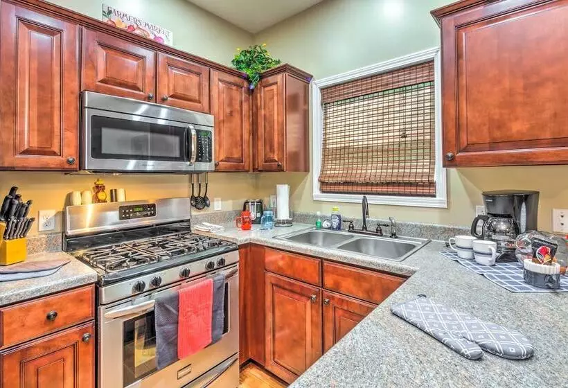 Country Cottage < 3 Mi To Dale Hollow Lake!