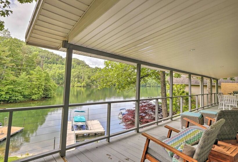 Cozy Lake Santeetlah Cottage With Dock & 3 Kayaks!