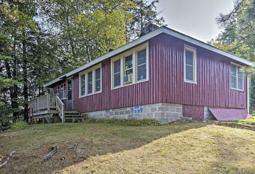 Cozy Lakefront Cabin W/ Indoor Gas Fireplace!
