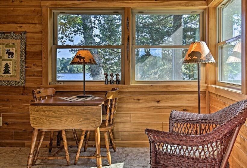 Cozy Lakefront Cabin W/ Indoor Gas Fireplace!