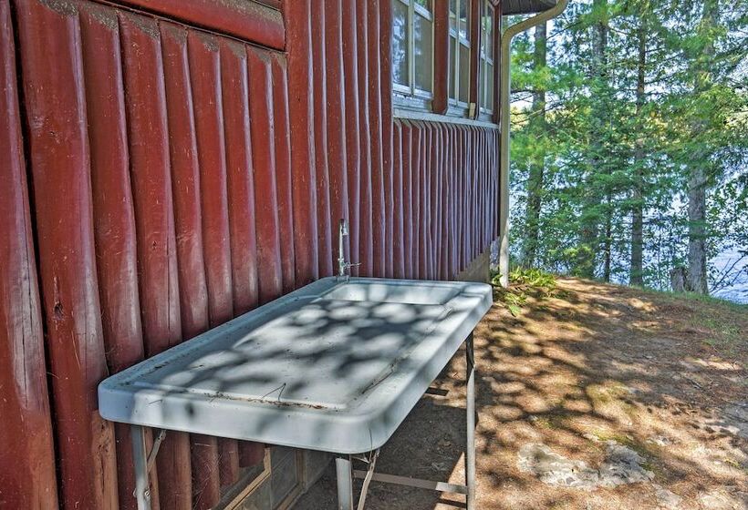 Cozy Lakefront Cabin W/ Indoor Gas Fireplace!