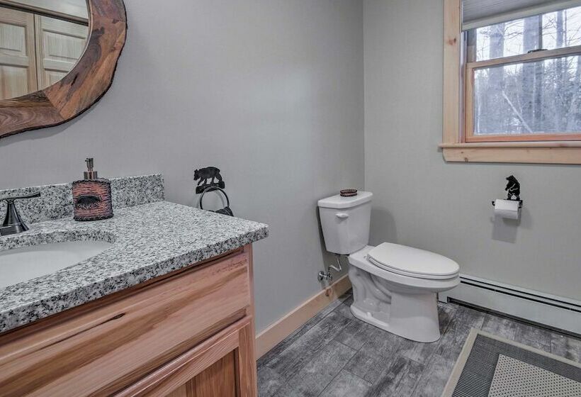 Dream Log Cabin In Bethel With Private Deck!