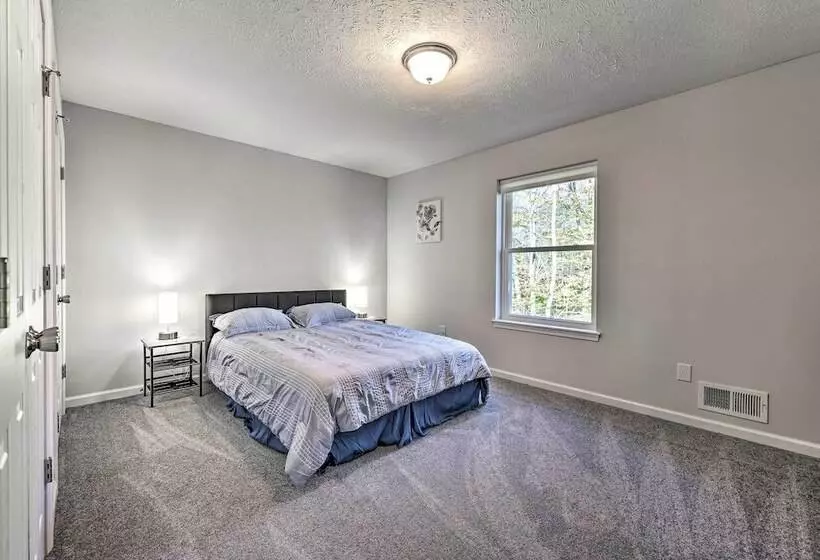 Family Friendly Arrowhead Lake Home W/ Kayak!