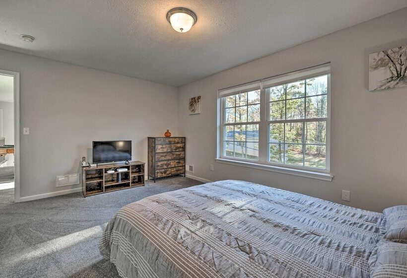 Family Friendly Arrowhead Lake Home W/ Kayak!