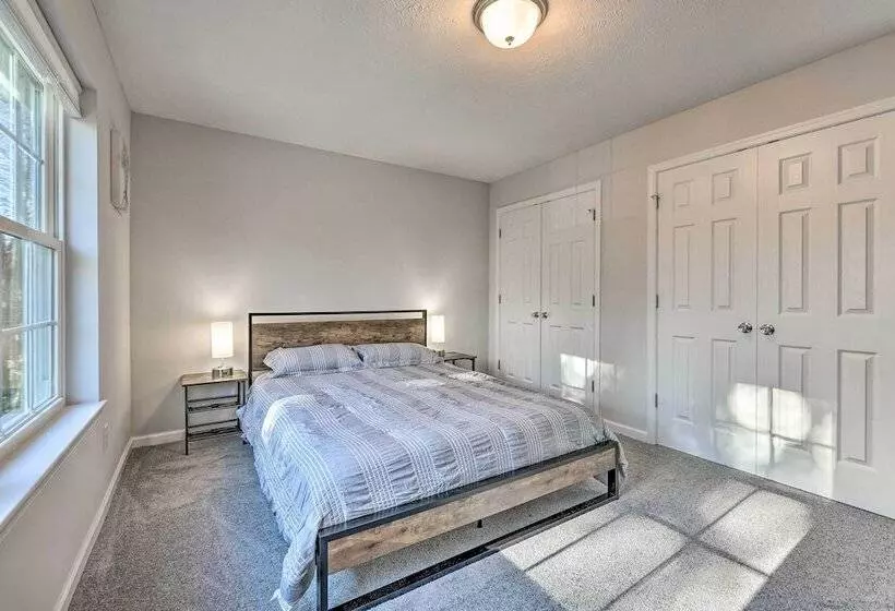 Family Friendly Arrowhead Lake Home W/ Kayak!