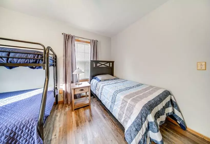 Family Friendly Hideaway Near Presque Isle!