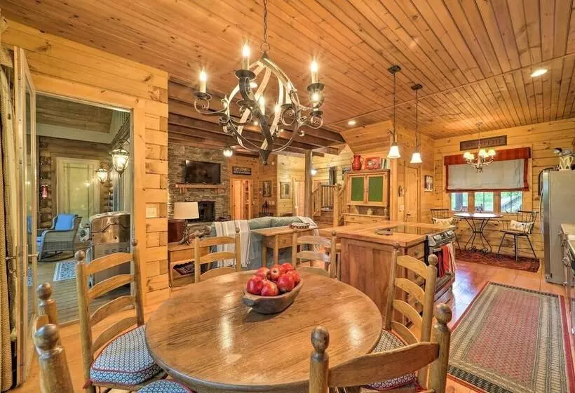 Hilltop Hideaway Cabin W/ Porch + Fire Pit!
