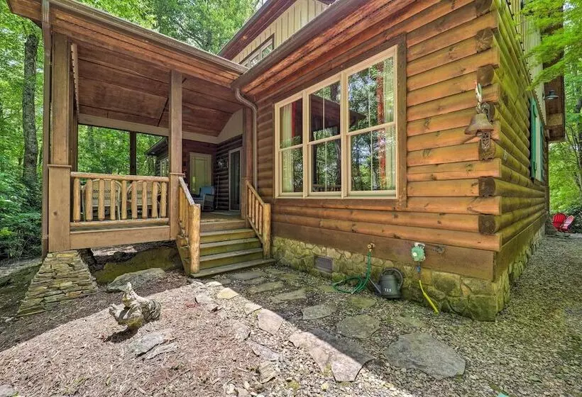 Hilltop Hideaway Cabin W/ Porch + Fire Pit!