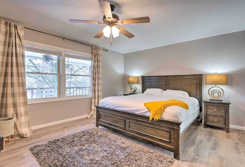 Hilltop Home Inside Of Apple Valley!