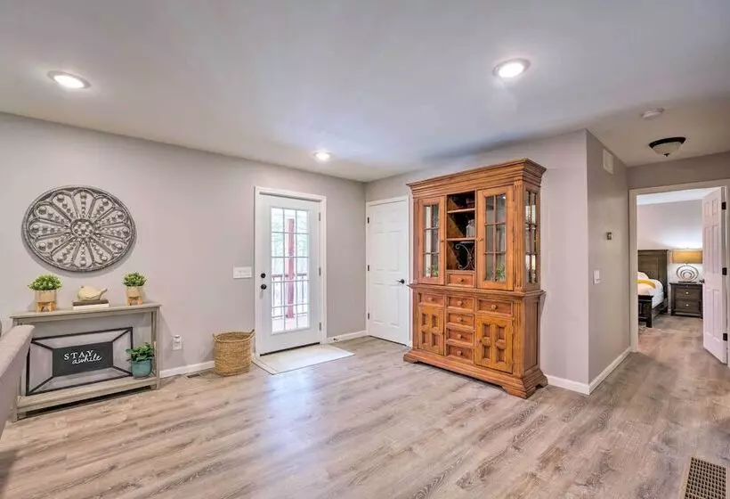 Hilltop Home Inside Of Apple Valley!