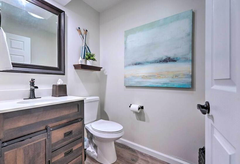 Hilltop Home Inside Of Apple Valley!