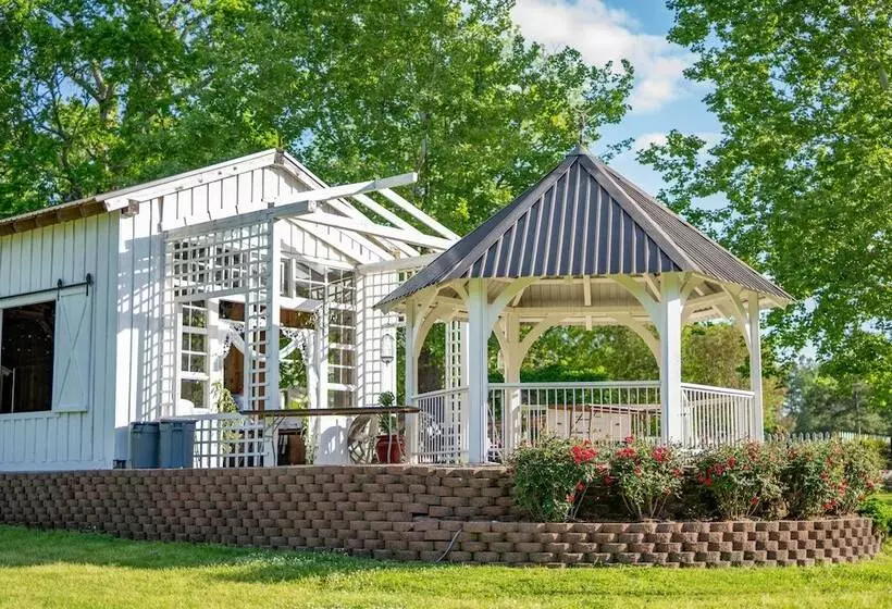 Historic Huntington Home W/ Pond & Flower Gardens!