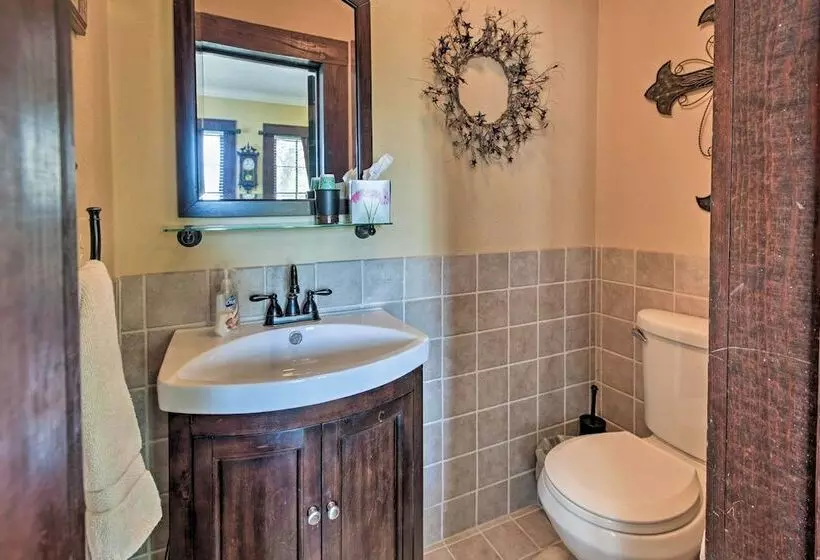 Historic Huntington Home W/ Pond & Flower Gardens!