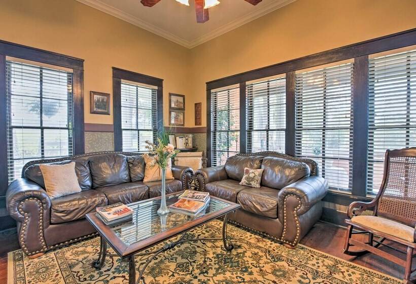 Historic Huntington Home W/ Pond & Flower Gardens!