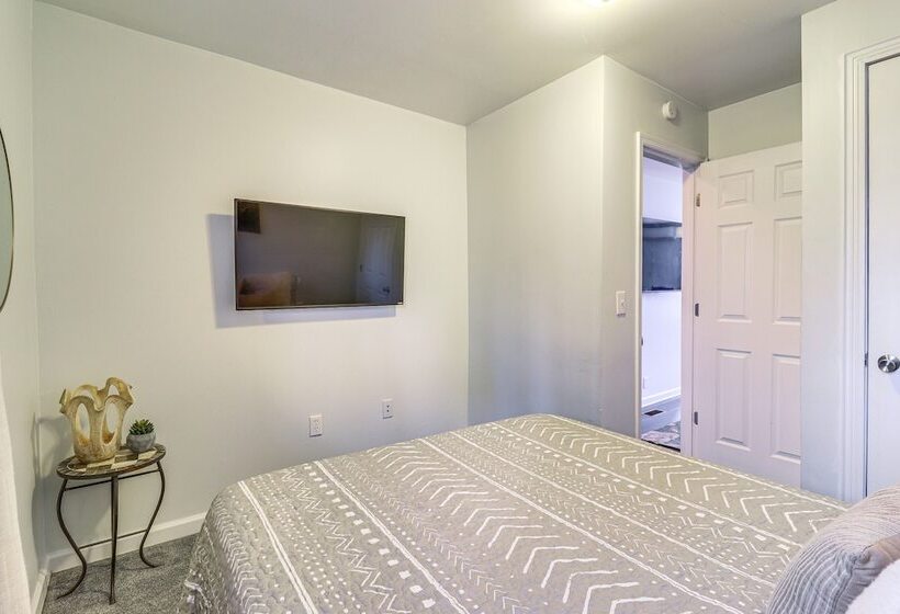 House In The Woods In Ooltewah W/ Fire Pit!