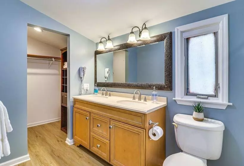 House In The Woods  In Ooltewah W/ Fire Pit!