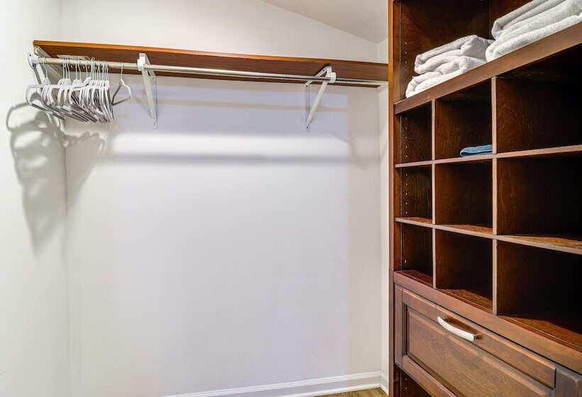 House In The Woods In Ooltewah W/ Fire Pit!