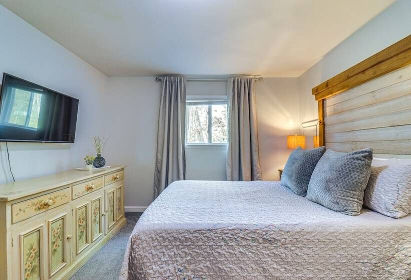 House In The Woods In Ooltewah W/ Fire Pit!