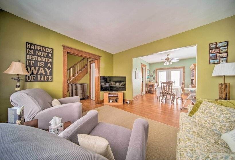 Idyllic Erie Home < 3 Mi To Dtwn Attractions!