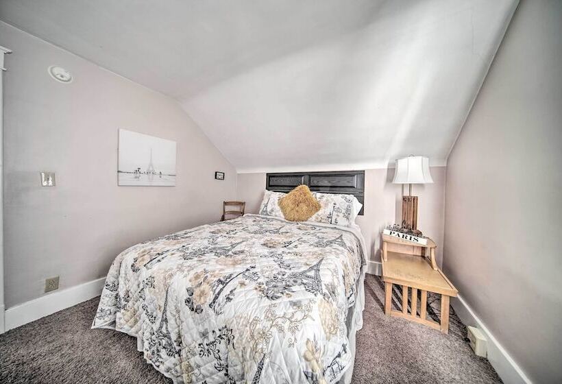 Idyllic Erie Home < 3 Mi To Dtwn Attractions!