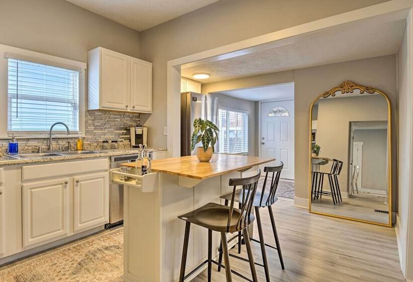 Indianapolis Home ~ 1 Mi To Fountain Square