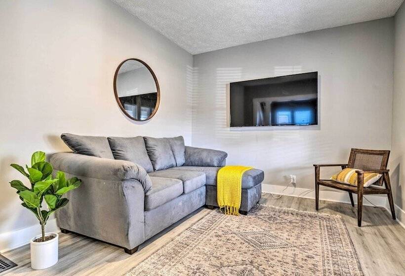 Indianapolis Home ~ 1 Mi To Fountain Square