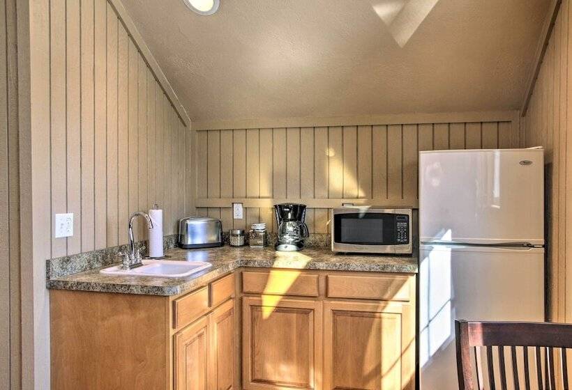 Lakefront Home W/ Boat Dock In Coeur D Alene Area!