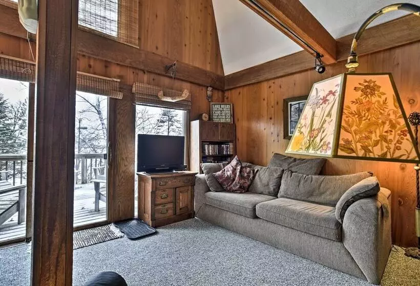 Lakeview 10 Acre Kimball Cabin W/ Private Beach!