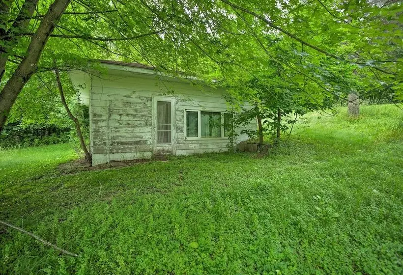 Lakeview 10 Acre Kimball Cabin W/ Private Beach!