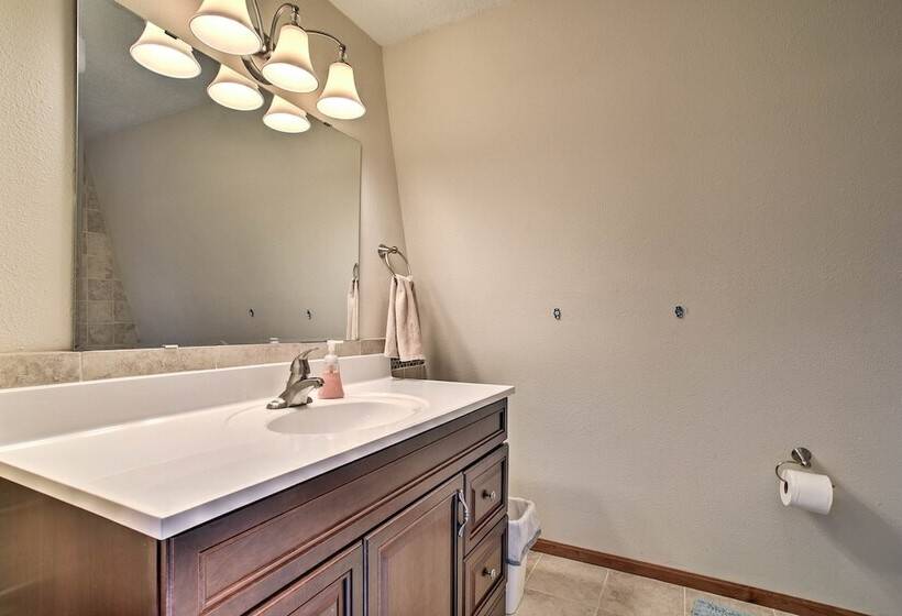 Lakeview 10 Acre Kimball Cabin W/ Private Beach!