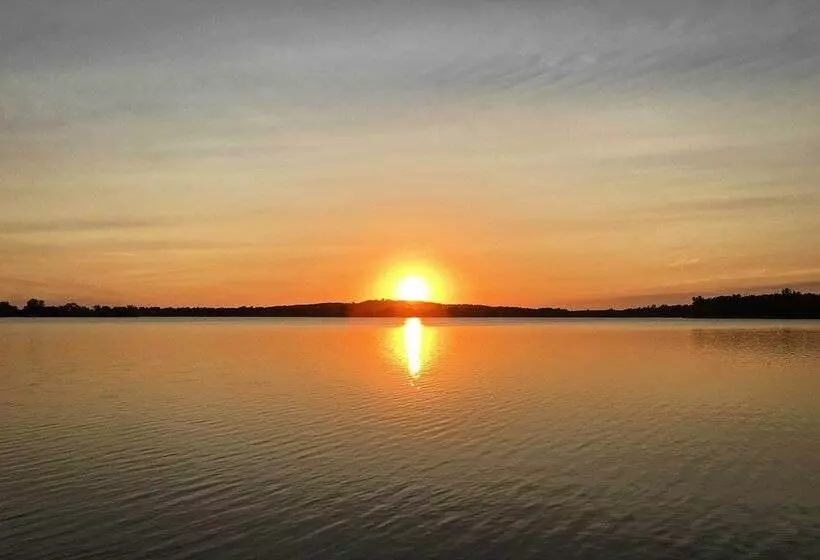 Lakeview 10 Acre Kimball Cabin W/ Private Beach!