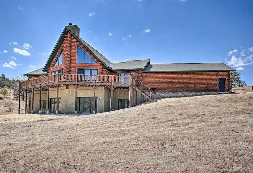 Theater + Scenic Views: Valley Springs Cabin!