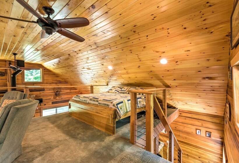 Lyndhurst Cabin On Farm W/ Pond & Stocked Stream!