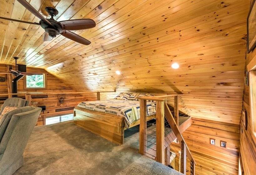 Lyndhurst Cabin On Farm W/ Pond & Stocked Stream!