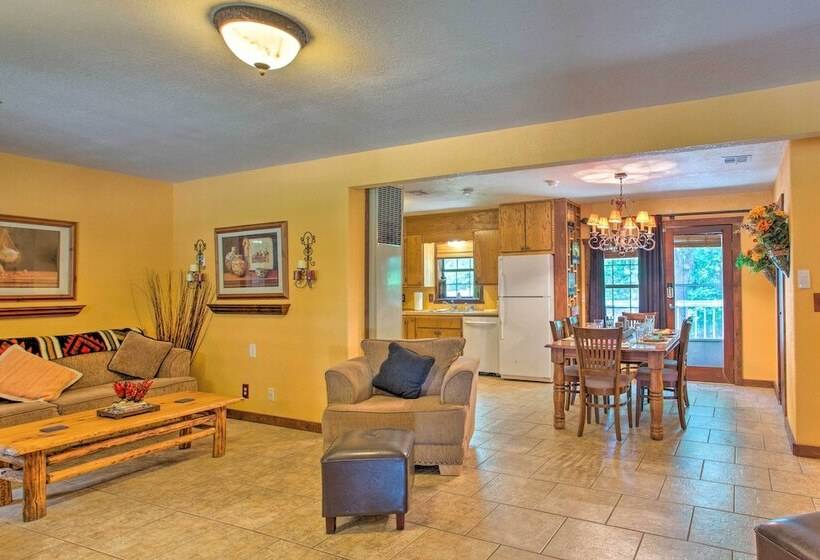 Pet Friendly Kingston Home W/ Boat Ramp Access!